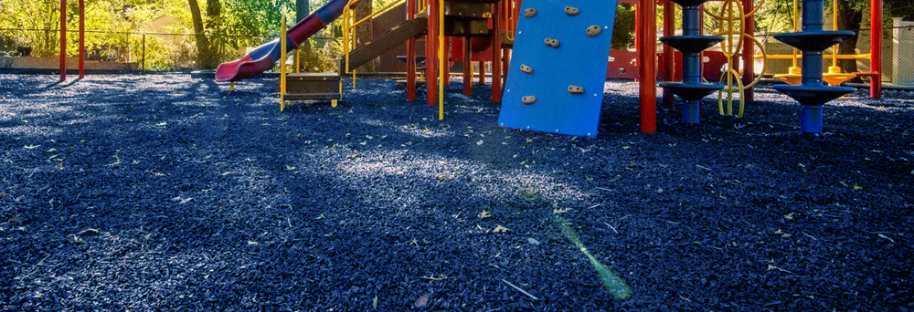 blue rubber mulch