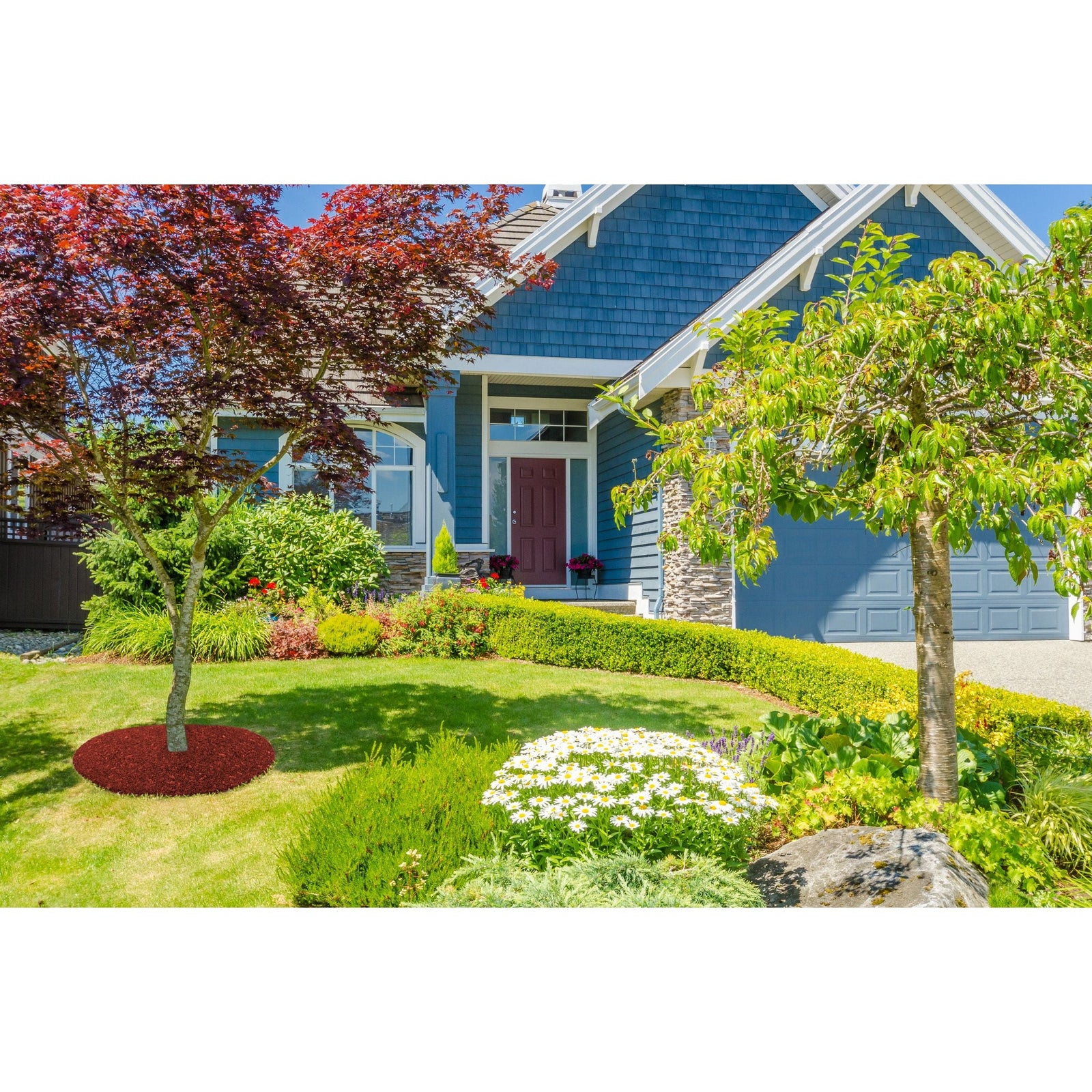 The Pros and Cons of Using Rubber Mulch in Your Garden