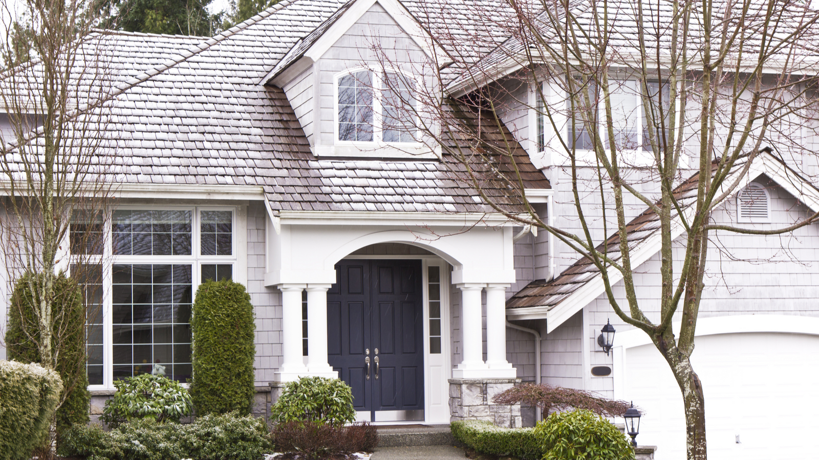 Winterizing Your Garden: An In-depth Exploration of Rubber Mulch Benefits